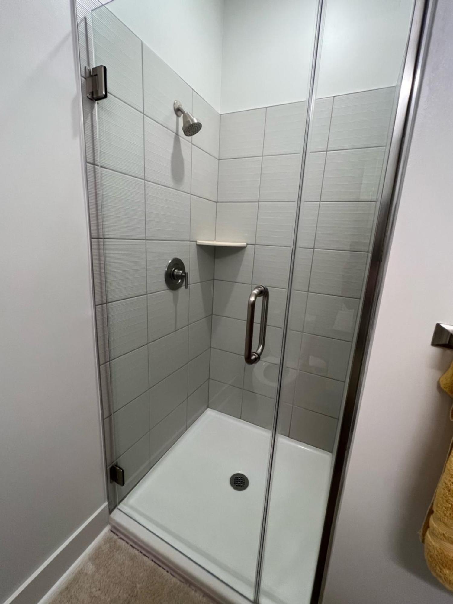 Studio Apartment, Queen Bed, Wifi, Kitchen, Washer & Dryer In Charlotte Dış mekan fotoğraf